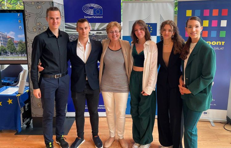 Európai Parlament Junior Nagykövetei